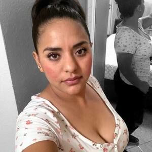 Meet your Posher, Mariela